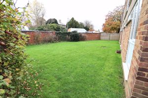 COMMUNAL GARDENS- click for photo gallery